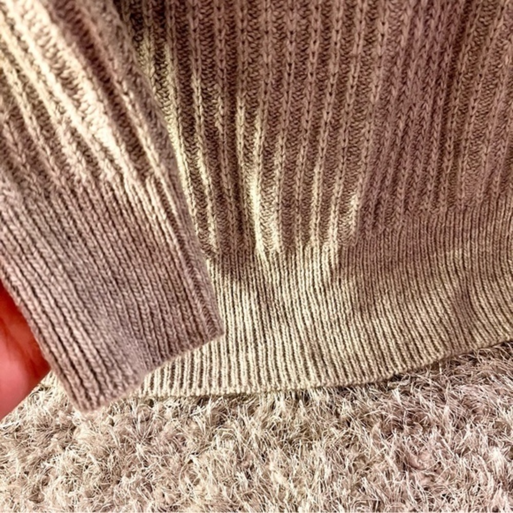 #049 🥀 Banana Republic Grey Knit Sweater - Picture 7 of 9